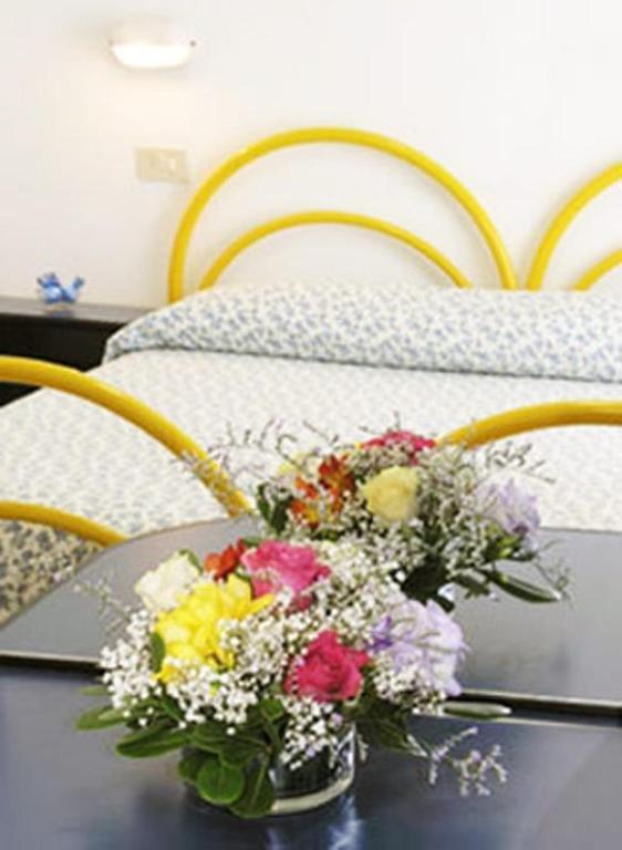 Hotel Elde Riccione Habitación foto